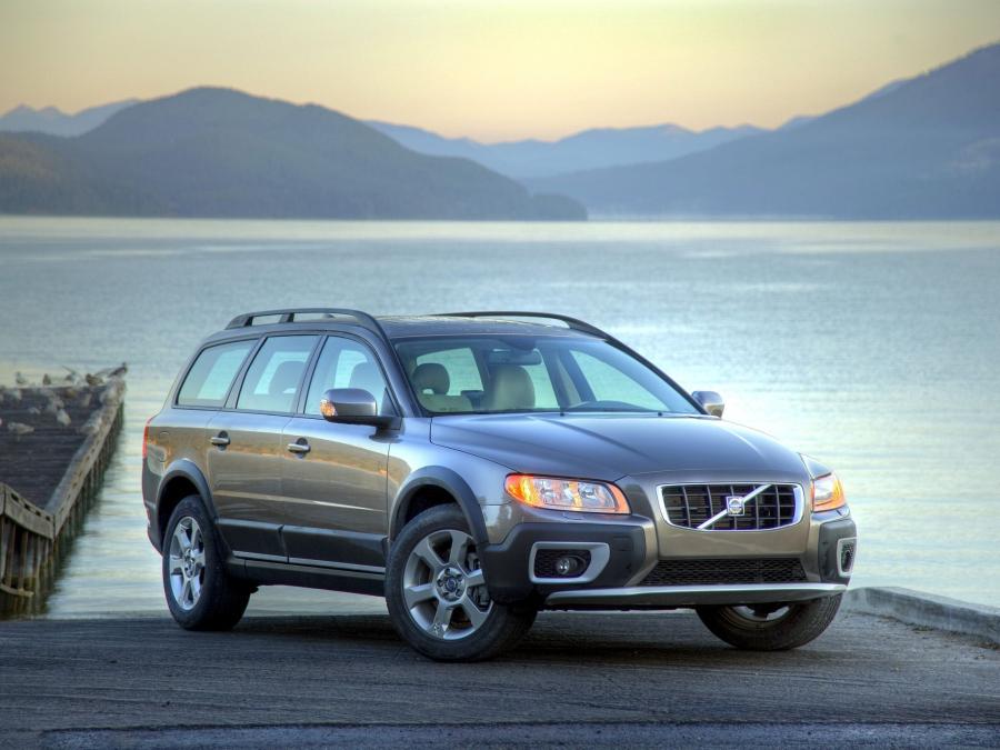  Volvo XC70 2007 года  (US) (фото 12 из 16)